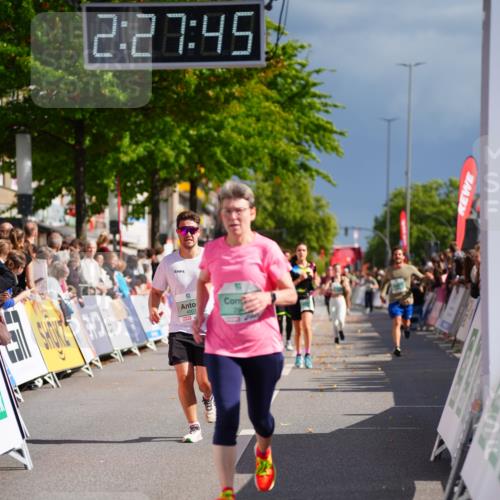 20.09.2026 - PSD Bank Halbmarathon LAZAROV Photography http://msf.ph/oto/10542110 20.09.2026 12:27:45 Ziel 2444, 2943, 4003, 4264, 4792 meine-sportfotos.de