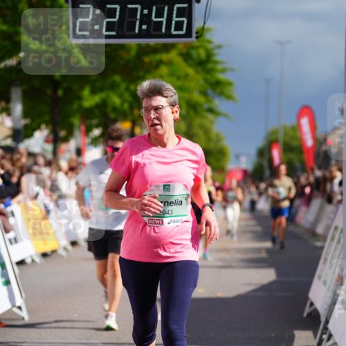 20.09.2026 - PSD Bank Halbmarathon LAZAROV Photography http://msf.ph/oto/10542126 20.09.2026 12:27:46 Ziel 2444, 2943, 4003, 4264, 4792 meine-sportfotos.de