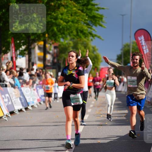 20.09.2026 - PSD Bank Halbmarathon LAZAROV Photography http://msf.ph/oto/10542135 20.09.2026 12:27:49 Ziel 2943, 3564, 4003, 4187, 4242, 4244, 4264, 4792 meine-sportfotos.de