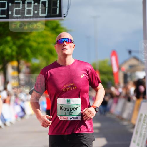 20.09.2026 - PSD Bank Halbmarathon LAZAROV Photography http://msf.ph/oto/10542208 20.09.2026 12:28:00 Ziel 1517, 2427, 3594, 3947, 4187, 4244 meine-sportfotos.de