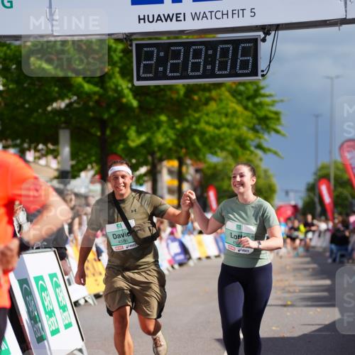 20.09.2026 - PSD Bank Halbmarathon LAZAROV Photography http://msf.ph/oto/10542251 20.09.2026 12:28:05 Ziel 2427, 3594, 3947, 4586, 4587 meine-sportfotos.de