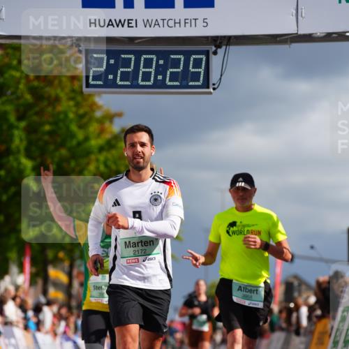 20.09.2026 - PSD Bank Halbmarathon LAZAROV Photography http://msf.ph/oto/10542345 20.09.2026 12:28:29 Ziel 1214, 1421, 2172, 2717, 3343, 3958, 3959, 4412, 4557 meine-sportfotos.de
