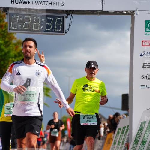 20.09.2026 - PSD Bank Halbmarathon LAZAROV Photography http://msf.ph/oto/10542347 20.09.2026 12:28:29 Ziel 1214, 1421, 2172, 2717, 3343, 3958, 3959, 4412, 4557 meine-sportfotos.de