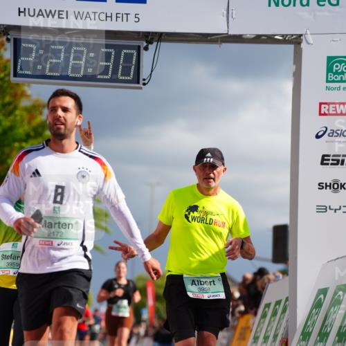 20.09.2026 - PSD Bank Halbmarathon LAZAROV Photography http://msf.ph/oto/10542350 20.09.2026 12:28:29 Ziel 1214, 1421, 2172, 2717, 3343, 3958, 3959, 4412, 4557 meine-sportfotos.de
