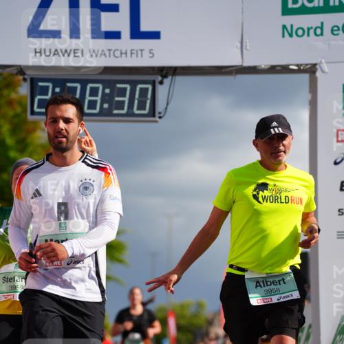 20.09.2026 - PSD Bank Halbmarathon LAZAROV Photography http://msf.ph/oto/10542355 20.09.2026 12:28:30 Ziel 1421, 2172, 2717, 3343, 3958, 3959, 4557 meine-sportfotos.de