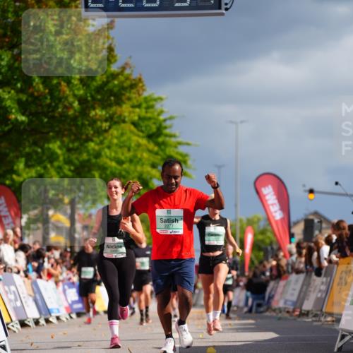 20.09.2026 - PSD Bank Halbmarathon LAZAROV Photography http://msf.ph/oto/10542392 20.09.2026 12:28:37 Ziel 1117, 2277, 3343, 3907, 3958, 3959 meine-sportfotos.de