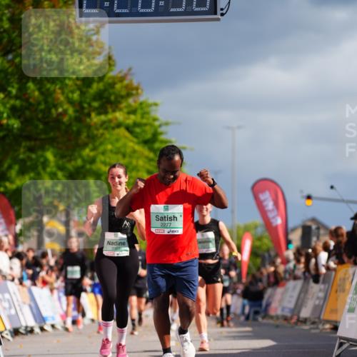 20.09.2026 - PSD Bank Halbmarathon LAZAROV Photography http://msf.ph/oto/10542398 20.09.2026 12:28:37 Ziel 1117, 2277, 3343, 3907, 3958, 3959 meine-sportfotos.de