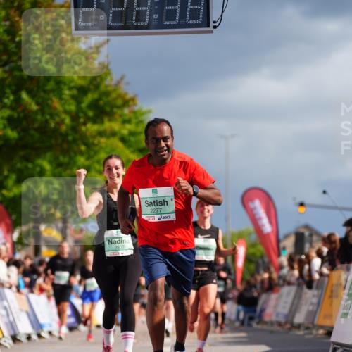 20.09.2026 - PSD Bank Halbmarathon LAZAROV Photography http://msf.ph/oto/10542407 20.09.2026 12:28:38 Ziel 1117, 2277, 3343, 3907 meine-sportfotos.de