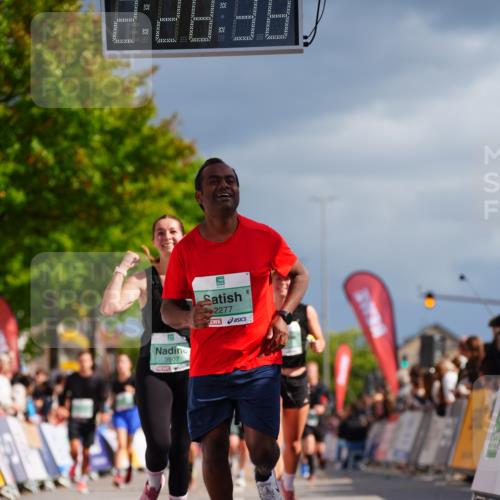 20.09.2026 - PSD Bank Halbmarathon LAZAROV Photography http://msf.ph/oto/10542411 20.09.2026 12:28:38 Ziel 1117, 2277, 3343, 3907 meine-sportfotos.de