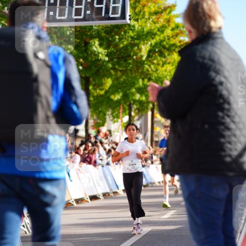 20.09.2026 - PSD Bank Halbmarathon LAZAROV Photography http://msf.ph/oto/10547805 20.09.2026 10:28:12 Ziel 123, 130, 250, 271, 419, 445 meine-sportfotos.de