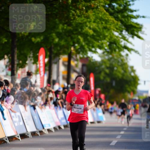20.09.2026 - PSD Bank Halbmarathon LAZAROV Photography http://msf.ph/oto/10547877 20.09.2026 10:29:13 Ziel 124, 206 meine-sportfotos.de