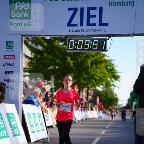 20.09.2026 - PSD Bank Halbmarathon LAZAROV Photography http://msf.ph/oto/10547883 20.09.2026 10:29:15 Ziel 124 meine-sportfotos.de