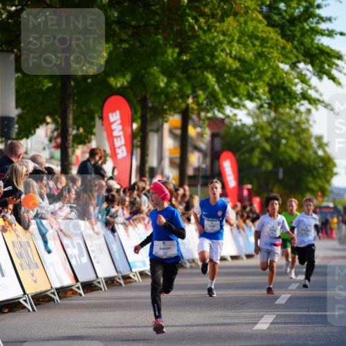 20.09.2026 - PSD Bank Halbmarathon LAZAROV Photography http://msf.ph/oto/10547909 20.09.2026 10:29:31 Ziel 102, 137, 140, 181, 228, 357, 368, 377, 406 meine-sportfotos.de
