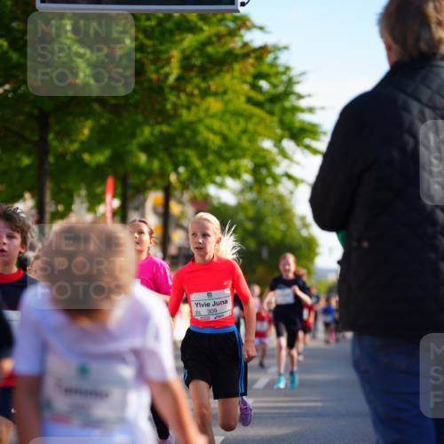 20.09.2026 - PSD Bank Halbmarathon LAZAROV Photography http://msf.ph/oto/10548114 20.09.2026 10:31:23 Ziel 108, 146, 158, 245, 280, 309, 326, 353, 358, 395, 439, 448 meine-sportfotos.de