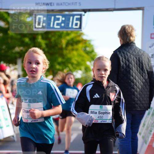 20.09.2026 - PSD Bank Halbmarathon LAZAROV Photography http://msf.ph/oto/10548152 20.09.2026 10:31:40 Ziel 104, 208, 210, 215, 219, 223, 260, 265, 307, 322, 375, 407, 414, 450 meine-sportfotos.de