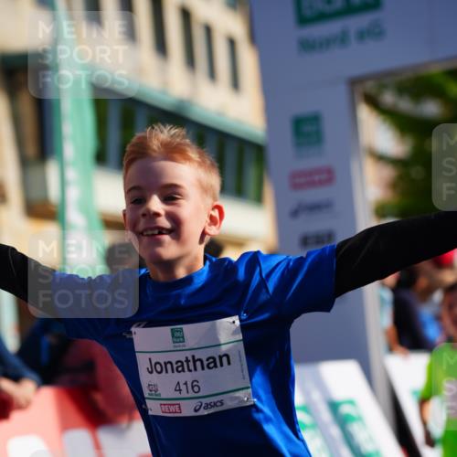 20.09.2026 - PSD Bank Halbmarathon LAZAROV Photography http://msf.ph/oto/10548199 20.09.2026 10:32:04 Ziel 225, 276, 277, 298, 336, 399, 416, 426, 427 meine-sportfotos.de