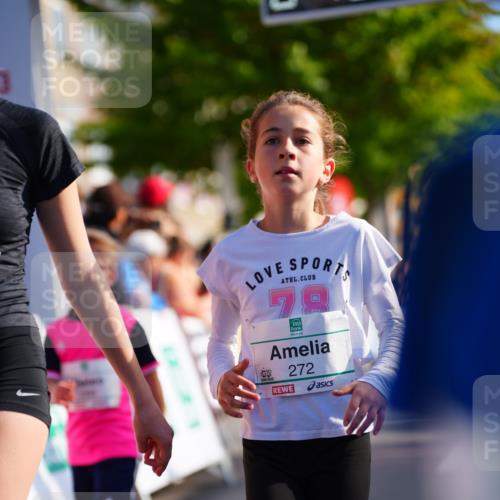 20.09.2026 - PSD Bank Halbmarathon LAZAROV Photography http://msf.ph/oto/10548236 20.09.2026 10:32:25 Ziel 120, 126, 164, 170, 205, 249, 272, 285, 299, 300, 453 meine-sportfotos.de