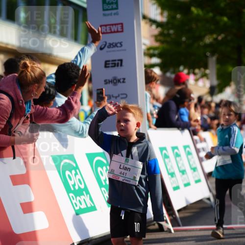 20.09.2026 - PSD Bank Halbmarathon LAZAROV Photography http://msf.ph/oto/10548293 20.09.2026 10:32:57 Ziel 197, 199, 229, 238, 246, 247, 335, 374, 441, 444 meine-sportfotos.de