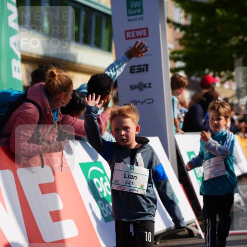 20.09.2026 - PSD Bank Halbmarathon LAZAROV Photography http://msf.ph/oto/10548295 20.09.2026 10:32:57 Ziel 197, 199, 229, 238, 246, 247, 335, 374, 441, 444 meine-sportfotos.de