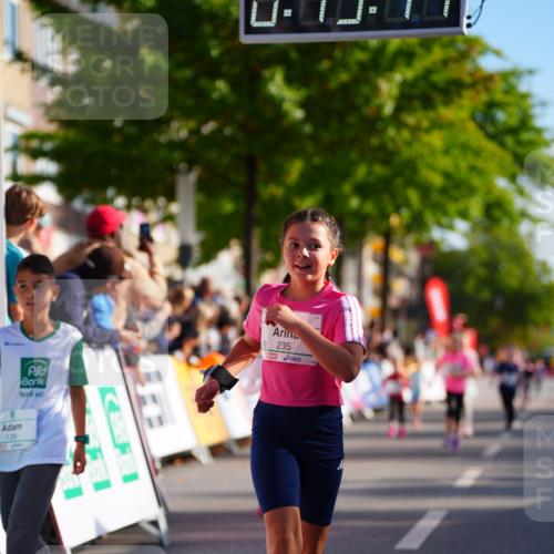 20.09.2026 - PSD Bank Halbmarathon LAZAROV Photography http://msf.ph/oto/10548315 20.09.2026 10:33:08 Ziel 139, 235, 238, 247, 291, 302, 339, 374, 387, 444 meine-sportfotos.de