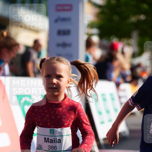 20.09.2026 - PSD Bank Halbmarathon LAZAROV Photography http://msf.ph/oto/10548333 20.09.2026 10:33:17 Ziel 230, 232, 296, 308, 316, 379, 386, 387, 409 meine-sportfotos.de