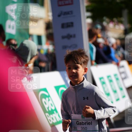 20.09.2026 - PSD Bank Halbmarathon LAZAROV Photography http://msf.ph/oto/10548471 20.09.2026 10:34:34 Ziel 143, 147, 239, 267, 268, 270, 350, 367 meine-sportfotos.de