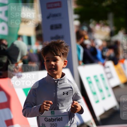 20.09.2026 - PSD Bank Halbmarathon LAZAROV Photography http://msf.ph/oto/10548472 20.09.2026 10:34:34 Ziel 143, 147, 239, 267, 268, 270, 350, 367 meine-sportfotos.de