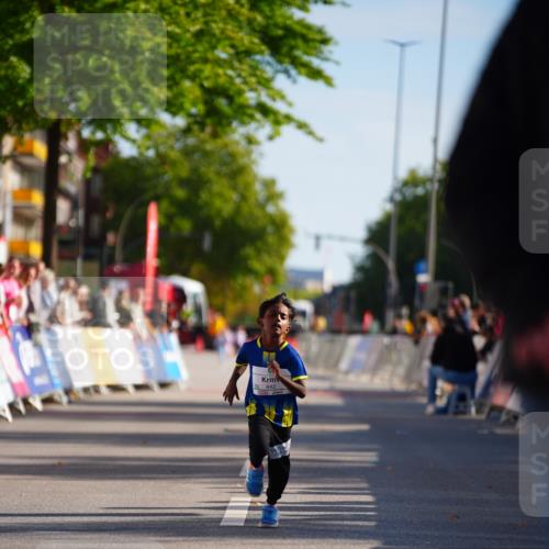 20.09.2026 - PSD Bank Halbmarathon LAZAROV Photography http://msf.ph/oto/10548591 20.09.2026 10:36:14 Ziel 442 meine-sportfotos.de