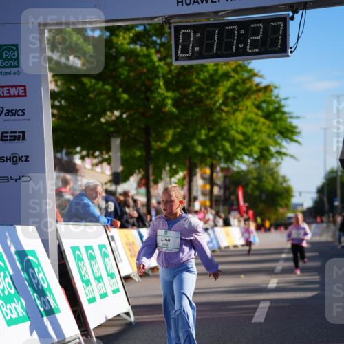 20.09.2026 - PSD Bank Halbmarathon LAZAROV Photography http://msf.ph/oto/10548613 20.09.2026 10:36:51 Ziel 286 meine-sportfotos.de
