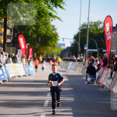 20.09.2026 - PSD Bank Halbmarathon LAZAROV Photography http://msf.ph/oto/10548632 20.09.2026 10:37:28 Ziel 180 meine-sportfotos.de