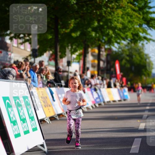 20.09.2026 - PSD Bank Halbmarathon LAZAROV Photography http://msf.ph/oto/10548680 20.09.2026 10:38:19 Ziel 332 meine-sportfotos.de