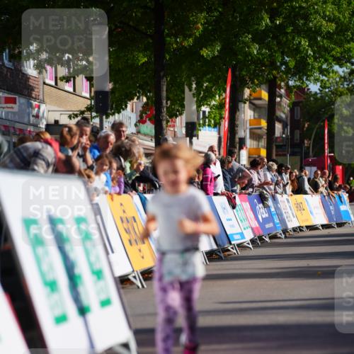 20.09.2026 - PSD Bank Halbmarathon LAZAROV Photography http://msf.ph/oto/10548682 20.09.2026 10:38:19 Ziel 332 meine-sportfotos.de