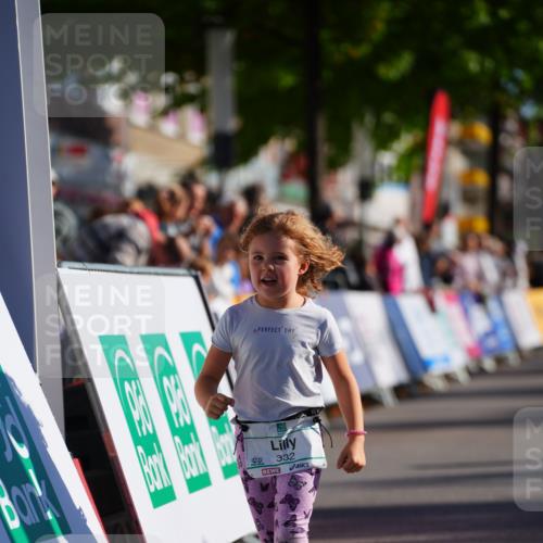 20.09.2026 - PSD Bank Halbmarathon LAZAROV Photography http://msf.ph/oto/10548685 20.09.2026 10:38:21 Ziel 332 meine-sportfotos.de