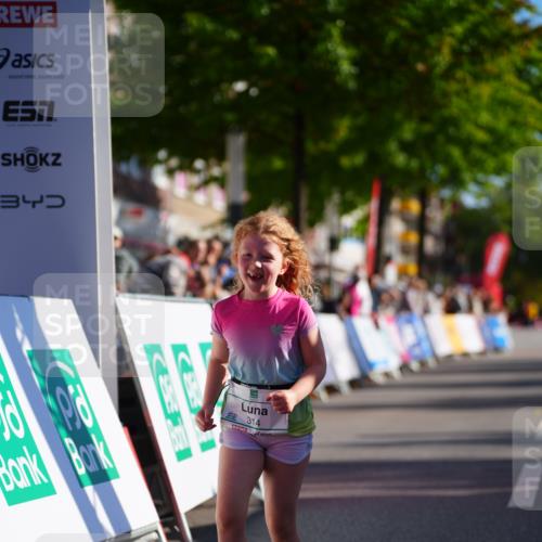 20.09.2026 - PSD Bank Halbmarathon LAZAROV Photography http://msf.ph/oto/10548703 20.09.2026 10:38:35 Ziel 314 meine-sportfotos.de