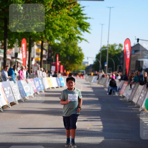 20.09.2026 - PSD Bank Halbmarathon LAZAROV Photography http://msf.ph/oto/10548705 20.09.2026 10:40:38 Ziel 259 meine-sportfotos.de