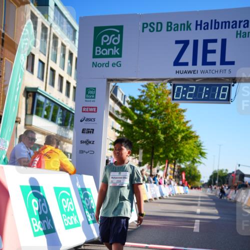 20.09.2026 - PSD Bank Halbmarathon LAZAROV Photography http://msf.ph/oto/10548713 20.09.2026 10:40:42 Ziel 259 meine-sportfotos.de
