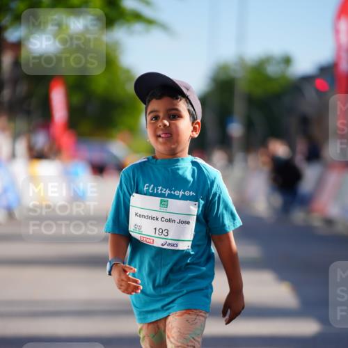 20.09.2026 - PSD Bank Halbmarathon LAZAROV Photography http://msf.ph/oto/10548730 20.09.2026 10:43:27 Ziel 193 meine-sportfotos.de