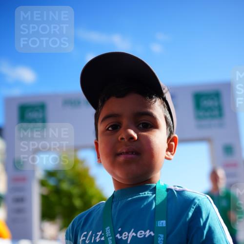 20.09.2026 - PSD Bank Halbmarathon LAZAROV Photography http://msf.ph/oto/10548742 20.09.2026 10:43:36 Ziel  meine-sportfotos.de