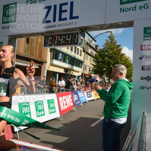 20.09.2026 - PSD Bank Halbmarathon LAZAROV Photography http://msf.ph/oto/10548754 20.09.2026 11:14:40 Ziel 4152, 4512 meine-sportfotos.de