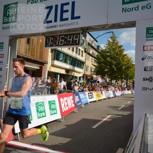 20.09.2026 - PSD Bank Halbmarathon LAZAROV Photography http://msf.ph/oto/10548767 20.09.2026 11:16:44 Ziel  meine-sportfotos.de