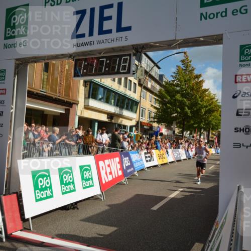 20.09.2026 - PSD Bank Halbmarathon LAZAROV Photography http://msf.ph/oto/10548772 20.09.2026 11:17:17 Ziel 4128, 4513 meine-sportfotos.de