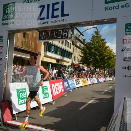 20.09.2026 - PSD Bank Halbmarathon LAZAROV Photography http://msf.ph/oto/10548779 20.09.2026 11:17:38 Ziel 1073, 4546 meine-sportfotos.de