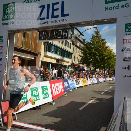 20.09.2026 - PSD Bank Halbmarathon LAZAROV Photography http://msf.ph/oto/10548780 20.09.2026 11:17:38 Ziel 1073, 4546 meine-sportfotos.de