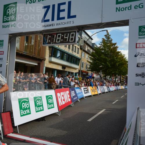 20.09.2026 - PSD Bank Halbmarathon LAZAROV Photography http://msf.ph/oto/10548794 20.09.2026 11:18:47 Ziel 1651 meine-sportfotos.de