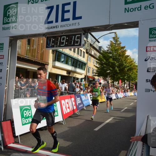 20.09.2026 - PSD Bank Halbmarathon LAZAROV Photography http://msf.ph/oto/10548807 20.09.2026 11:19:15 Ziel 2541, 3272, 4169 meine-sportfotos.de