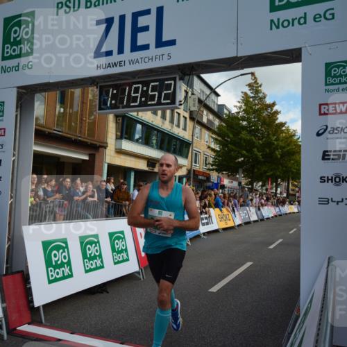 20.09.2026 - PSD Bank Halbmarathon LAZAROV Photography http://msf.ph/oto/10548824 20.09.2026 11:19:51 Ziel 1785, 4372, 4718 meine-sportfotos.de