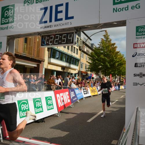 20.09.2026 - PSD Bank Halbmarathon LAZAROV Photography http://msf.ph/oto/10548860 20.09.2026 11:22:53 Ziel 3169, 3992 meine-sportfotos.de