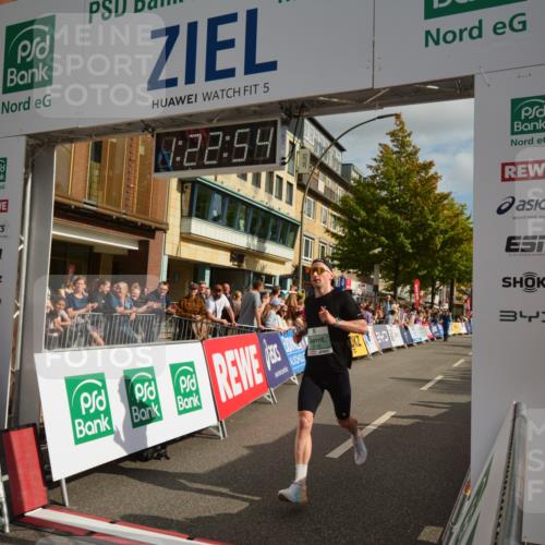 20.09.2026 - PSD Bank Halbmarathon LAZAROV Photography http://msf.ph/oto/10548863 20.09.2026 11:22:53 Ziel 3169, 3992 meine-sportfotos.de