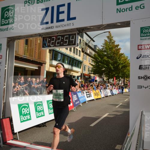 20.09.2026 - PSD Bank Halbmarathon LAZAROV Photography http://msf.ph/oto/10548865 20.09.2026 11:22:54 Ziel 3169, 3992 meine-sportfotos.de