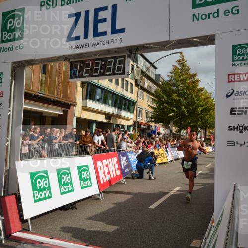 20.09.2026 - PSD Bank Halbmarathon LAZAROV Photography http://msf.ph/oto/10548902 20.09.2026 11:23:35 Ziel 1842, 3625, 4268 meine-sportfotos.de